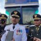Plt Bupati KBB, Hengky Kurniawan di dampingi TNI/Polri usai melakukan upacara pengibaran bendera HUT RI ke-77 (Foto: Abdul) dok. SekitarKita