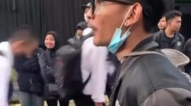 Video viral seorang mahasiswa senior bentak bentak Maba, Alumni Unjani dan netizen kecam Keras (foto: tangkapan layar) 