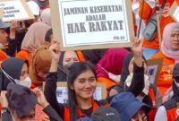Puluhan ribu buruh dan mahasiswa serentak geruduk Gedung MPR-RI Senayan Jakarta. Selasa (06/09/2022) foto: istimewa @fspmi_kspsi