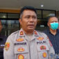 Kapolsek Cikarang, Kompol Mustakim saat memberikan klarifikasi terkait warga Cikarang yang diduga diculik dan di buang di Sukabumi ternyata hoaks 