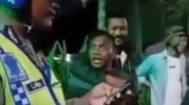 Viral pemotor kesurupan panglima kumbang usai terjaring polisi, Rabu (05/10/2022).