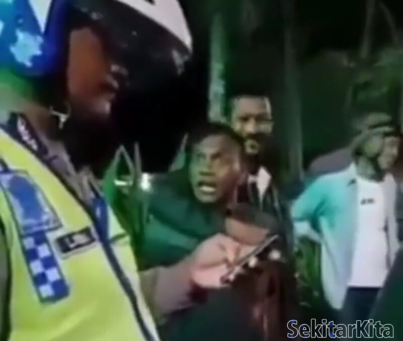 Viral pemotor kesurupan panglima kumbang usai terjaring polisi, Rabu (05/10/2022).