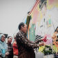 Walikota Cimahi, Ngatiyana meresmikan kampung Seribu Warna, di kampung Hujan Kulon RT08/RW05 Kelurahan Utama, Kecamatan Cimahi Selatan 