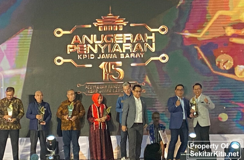 Gubernur Jabar, Ridwan Kamil memberikan apresiasi kepada 437 lembaga penyiaran 