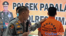 Danil Satria Darma (31) tersangka Penyiraman Air Keras terhadap istri di Padalarang KBB ditangkap Polisi (foto: Abdul Kholilulloh).