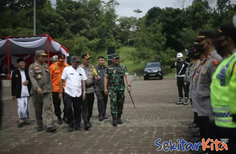 Kapolres Cimahi, AKBP Imron Ermawan (kanan).