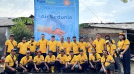 PT Fajar Surya Wisesa Tbk (FajarPaper), produsen kertas kemasan terkemuka yang merupakan anggota dari SCGP di Indonesia melaksanakan kegiatan giat bersih (18/3) dalam memperingati Hari Air Sedunia tanggal 22 Maret 2023. 