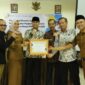 Pemerintah Kabupaten Bandung Barat mendapatkan penghargaan dari Kantor Pelayanan Perbendaharaan Negara (KPPN) Dirjen Perbendaharaan Kanwil Prov Jawa Barat Kementerian Keuangan Republik Indonesia atas Penyerapan Dana Alokasi Khusus (DAK) Fisik  Tahun 2022.