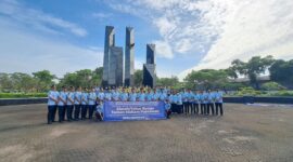 kepala Lapas Cikarang Veri Johannes, upacara Tabur Bunga yang bertempat di Taman Makam Pahlawan Kota Bekasi 