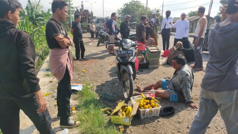 Kecelakaan melibatkan dua motor di Cikarang Timur (foto: Abdul Kholilulloh)