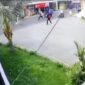 Dua kelompok pelajar terlibat tawuran di Cikarang Selatan, satu diantaranya tewas (foto: tangkapan layar CCTV)