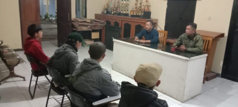 Polsek Padalarang mediasi kedua belah pihak terkait dugaan pemukulan pelajar berujung damai. 