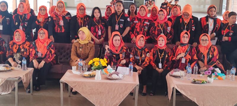 DPC Srikandi Pemuda Pancasila Bandung Barat saat melaksanakan Rakorcab dan Muscab di gedung HBS Cimareme Padalarang, Senin, 30 Oktober 2023