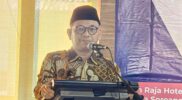 Kang Ace Mengenang Masa Lalu saat Memberikan Bantuan Madrasah depan Ratusan Guru Ngaji