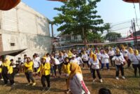 Teh Rita Ace Hasan Syadzily panggilan akrabnya ini mengemas dengan gebyar senam Kang Haji Ace di Kampung Cigebar RT. 0602 Desa Bojongsari Kecamatan Bojongsoang Kabupaten Bandung, Minggu, 29 Oktober 2023.