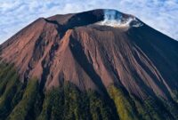 Gunung Slamet Jawa Tengah (foto: Infopurbalingga.id)