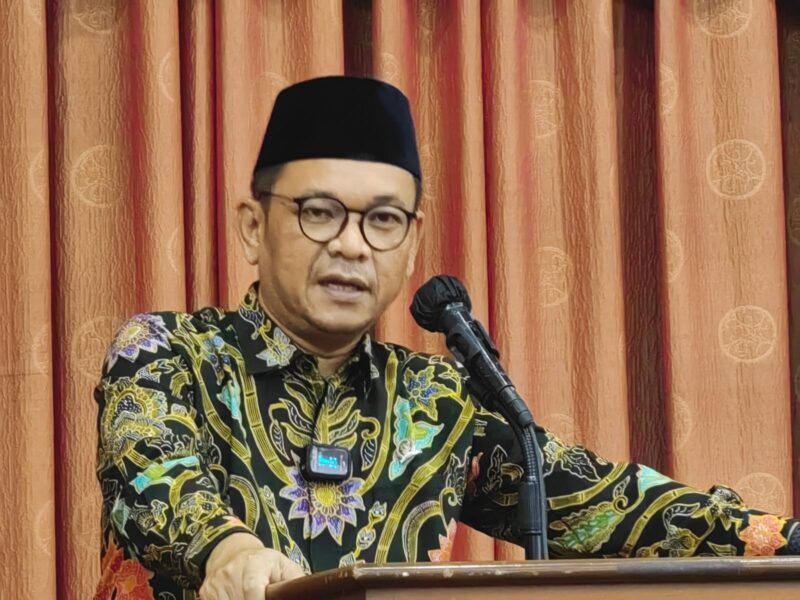 Kang Ace saat menggelar pertemuan dengan para pengawas guru Pendidikan Agama Islam (PAI) se-Kabupaten Bandung di Hotel Puri Khatulistiwa Sumedang, Sabtu, 4 November 2023.