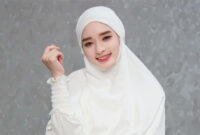 Inara Rusli tak terima dengan nafkah Rp6 juta per bulan dari Virgoun. (Instagram/mommy_starla)