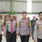 Polda Jabar kunjungi gudang logistik KPU Kabupaten Karawang (foto: Humas Polres Karawang)