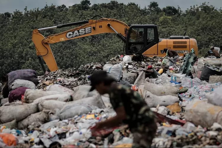 Ilustrasi sampah (TPA Sarimukti)