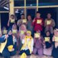 Teh Rita Ketua IIPG Jabar saat berikan apresiasi atas Keberhasilan dari Penerima Program ProKUS di Kabupaten Bandung 