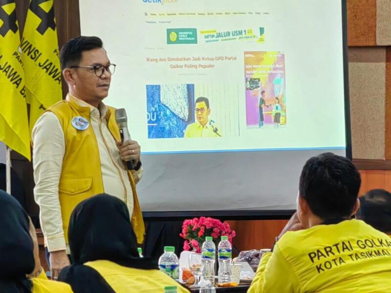Kang Ace saat menjadi pembicara pada Rapat Kooordinasi Teknis (Rakornis) Bidang Media dan Penggalangan Opini (MPO) DPD Partai Golkar Provinsi Jawa Barat
