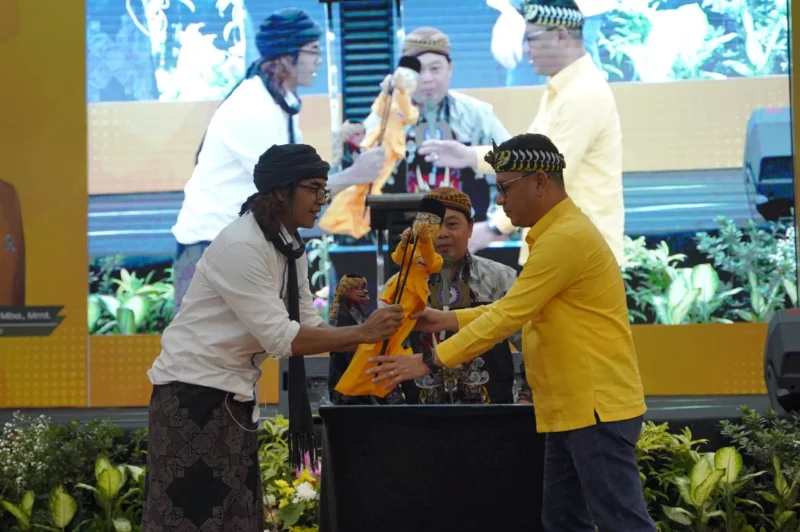 Kang Ace saat membuka Rapat Koordinasi Teknis (Rakornis) dan juga Pendidikan Politik Bidang Seni Budaya.