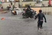 Banjir diwilayah Pasar Panorama Lembang KBB (foto: istimewa)