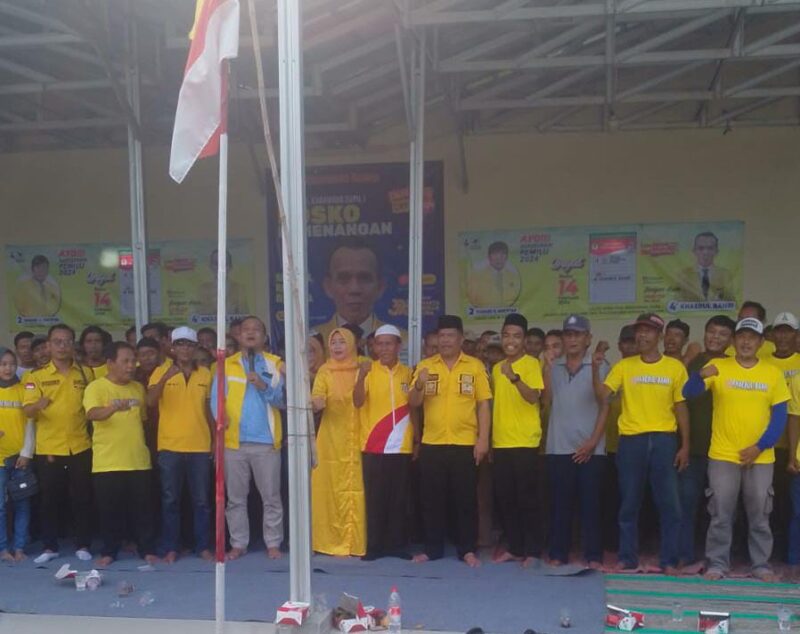 Caleg DPRD Kabupaten Karawang dari partai Golkar mengadakan konsolidasi partai (foto: Andyka)
