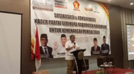 Sektretaris Jenderal DPP Partai Gerindra Ahmad Muzani saat menghadiri konsolidasi partai Gerindra di Kabupaten Karawang, (foto: Andyka tim SekitarKita.id)