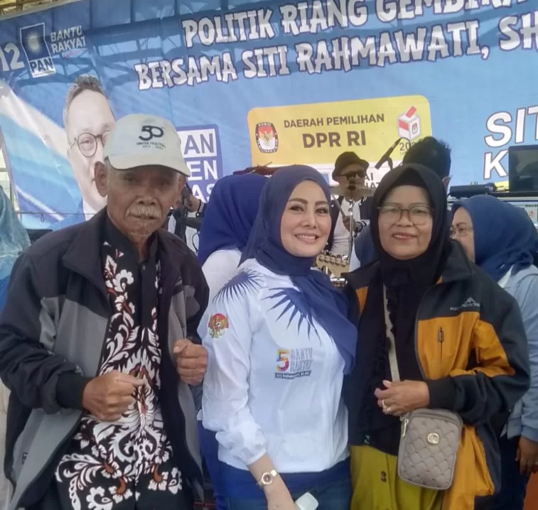 Konsolidasi partai PAN di Tegal, Caleg DPR RI Siti KDI temu kangen dengan penyiar radio kondang Mogal