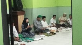 Anggota DPRD Karawang Indriyani hadiri acara Isra Mi'raj (foto: Andyka/SekitarKita.id)