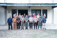 Kapolres Metro Bekasi Kombes Pol Twedi Aditya Bennyahdi, didampingi langsung Wakapolres Metro Bekasi AKBP Saufi Salamun dan Dandim 0609 Letkol Inf. Danang Waluyo berikut jajaran (foto: istimewa)