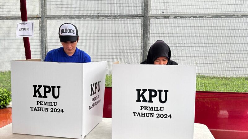 Ilustrasi tempat pemungutan suara (TPS) pada pemilu 2024 (foto: Abdul Kholilulloh)