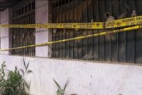 kerangka manusia ibu dan anak yang ditemukan di Perumahan Tani Mulya, RT 11 RW 15, Desa Tani Mulya, Kecamatan Ngamprah, Kabupaten Bandung Barat (foto: Abdul Kholilulloh)