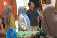 Anggota Komisi V DPRD Provinsi Jawa Barat, Hj. Sri Rahayu, yang akrab disapa Mak Sri, mengadakan kunjungan kerja ke Sekolah Luar Biasa (SLB) Negeri Kabupaten Bekasi pada Selasa, 23 Juli 2024 (foto: Andyka Nugroho)