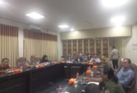 DPRD Kabupaten Karawang bersama Lembaga Swadaya Masyarakat Gerakan Masyarakat Bawah Indonesia (LSM GMBI) menggelar Rapat Dengar Pendapat (RDP) terkait Pembangkit Listrik Tenaga Gas Uap (PLTGU) di Cilamaya, (foto: Andyka Nugroho)