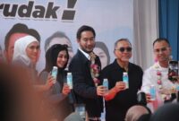 Ketum PAN Zulkifli Hasan didampingi Raffi Ahmad kampanye Jeje Govinda maju Bacabup Bandung Barat (foto: Deni)