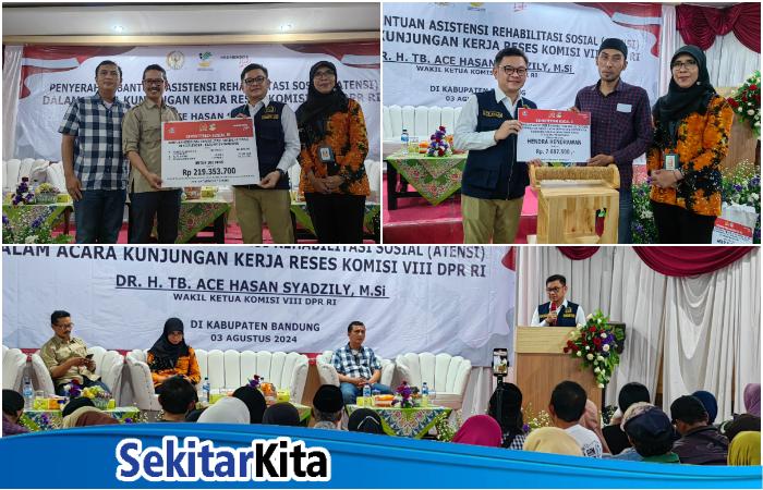 Kang Ace saat memberikan bantuan