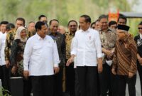 Menteri Pertahanan RI Prabowo Subianto dan Presiden RI Joko Widodo (foto: istimewa)