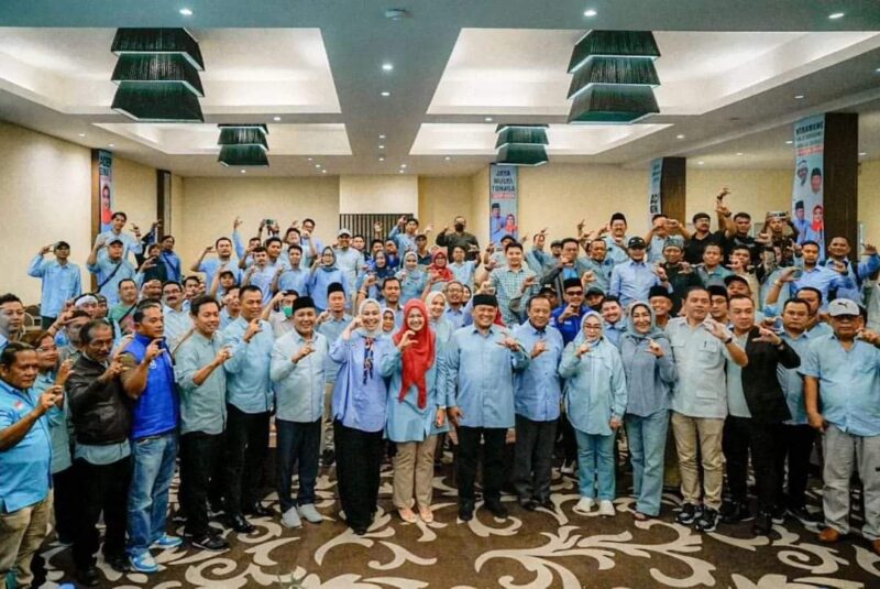 Relawan Acep-Gina Harus Menjangkau Pelosok Desa untuk Kemenangan Pilkada Karawang 2024 (foto: istimewa)
