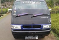 sebuah mobil pickup hitam dengan nomor polisi D 8384 XN dibawa kabur