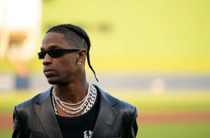 Tonton Travis Scott Mengirimkan Dennis Rodman ke unit Pabrikan Cactus Jack