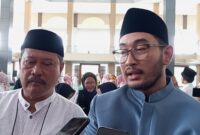 Bupati Bandung Barat, Jeje Richie Ismail didampingi Kadisdik KBB, Asep Dendih (foto: Abdul Kholilulloh)