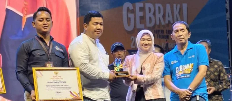 Transera Waterpark kembali menegaskan eksistensinya sebagai destinasi wisata keluarga unggulan di Jawa Barat (foto: dok. Transera water park)