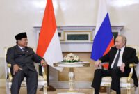 Presiden Republik Indonesia, Prabowo Subianto, melakukan pertemuan bilateral dengan Presiden Rusia, Vladimir Putin (foto: sekretariat kabinet RI)