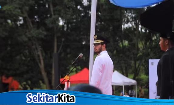 Bupati Bandung Barat, Jeje Ritchie Ismail memimpin apel hari jadi Kabupaten Bandung Barat ke-18 di lapangan Mekarsari, Ngamprah, Kamis (19/06/2025). Foto: istimewa 