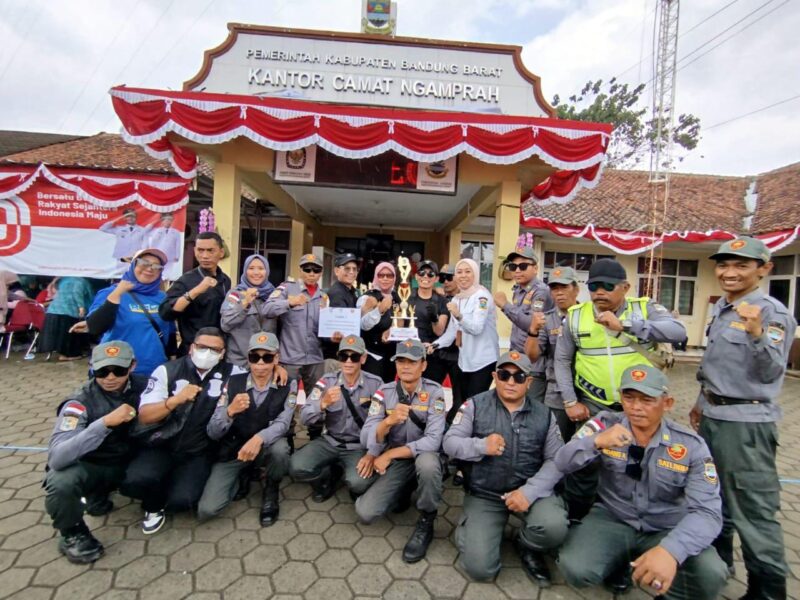 Desa Margajaya Juara 1 Lomba Peraturan Baris Berbaris (PBB) Satlinmas antar desa (foto: istimewa)