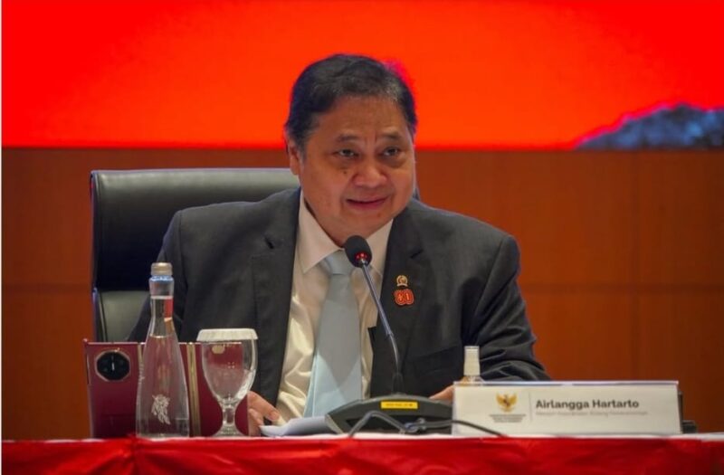 Menko Bidang Perekonomian Airlangga Hartarto yang memastikan pertumbuhan ekonomi Indonesia tetap di jalur positif. (Instagram/airlanggahartarto_official)