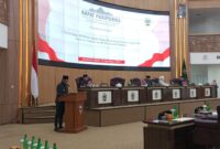 Bupati Bandung Barat, Jeje Ritchie Ismail saat menghadiri acara rapat Paripurna DPRD KBB, pada Jumat 19 September 2025 (foto: Abdul Kholilulloh)